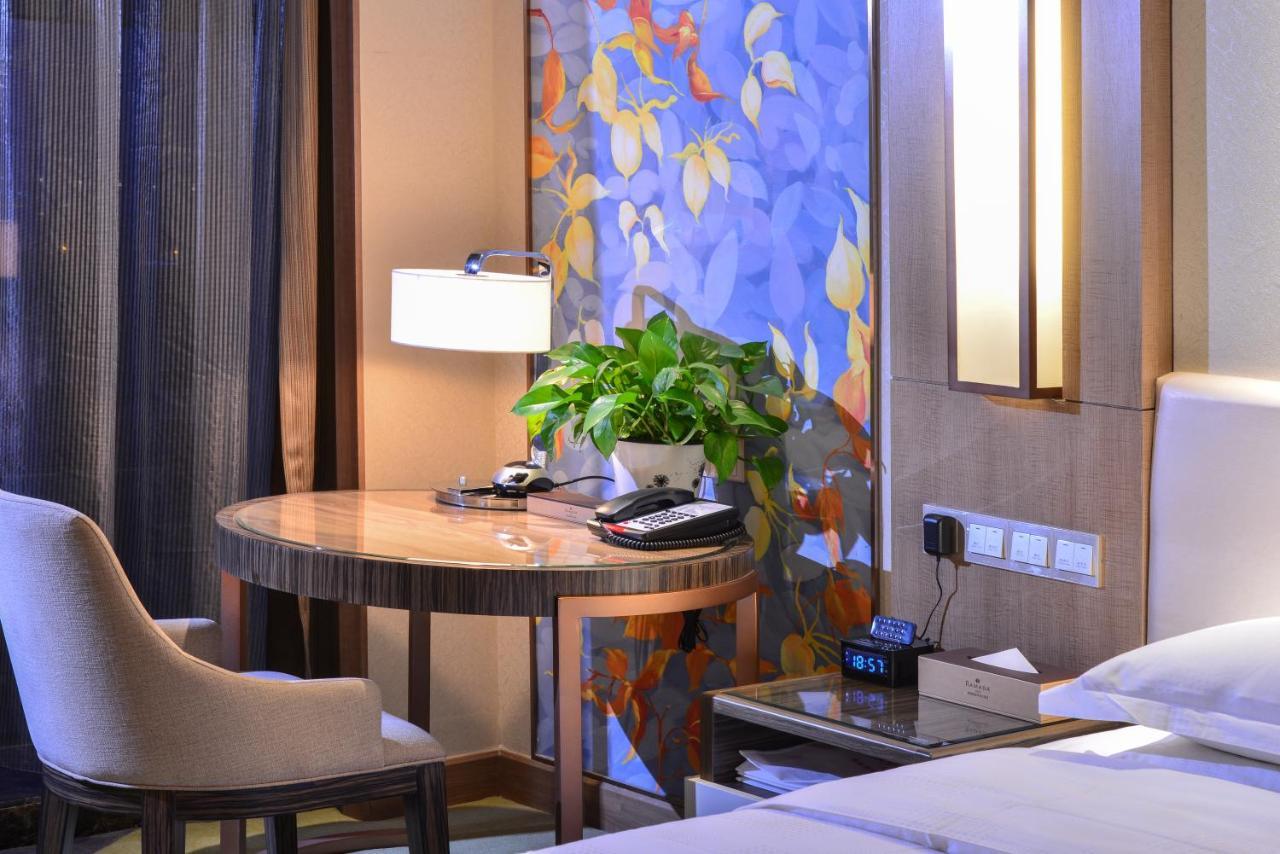Ramada Heze Hotel Bagian luar foto