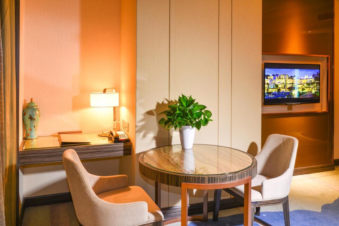 Ramada Heze Hotel Bagian luar foto