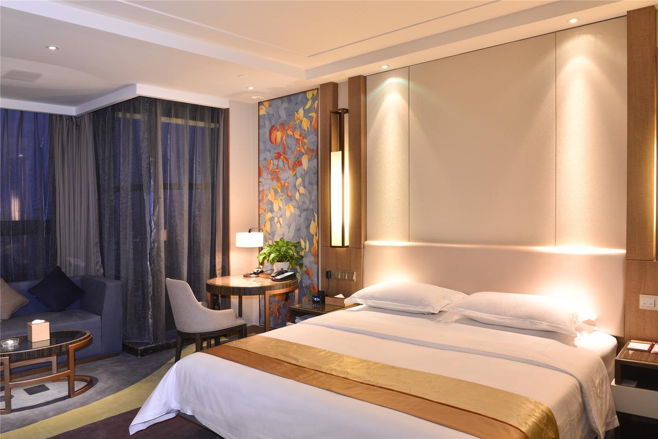 Ramada Heze Hotel Bagian luar foto
